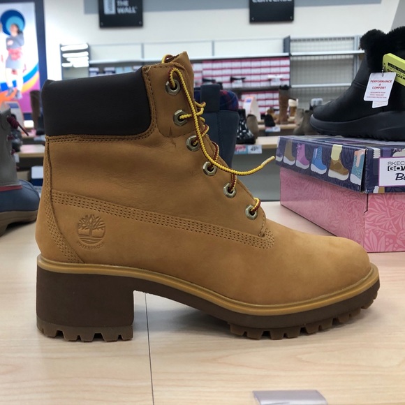 (DEPOP) Brown timberlands with heel (Kinsley) - Picture 1 of 2